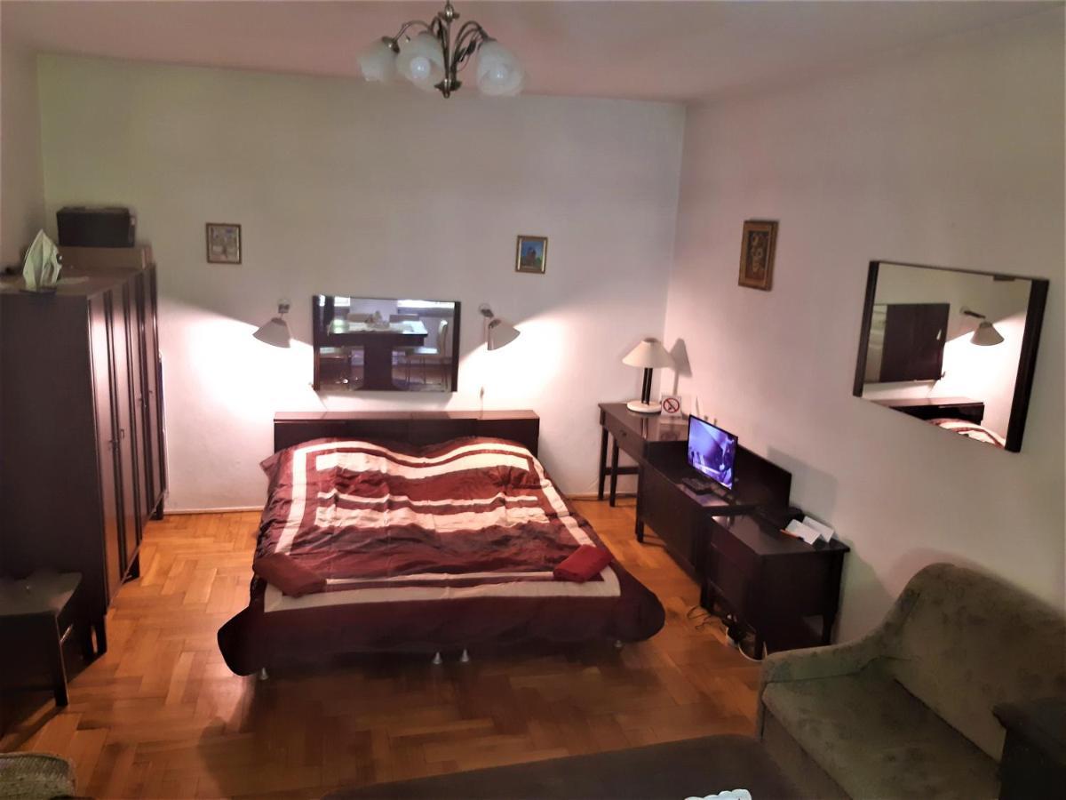 Florianska Old Town Apartment - Krakow — Photos 1